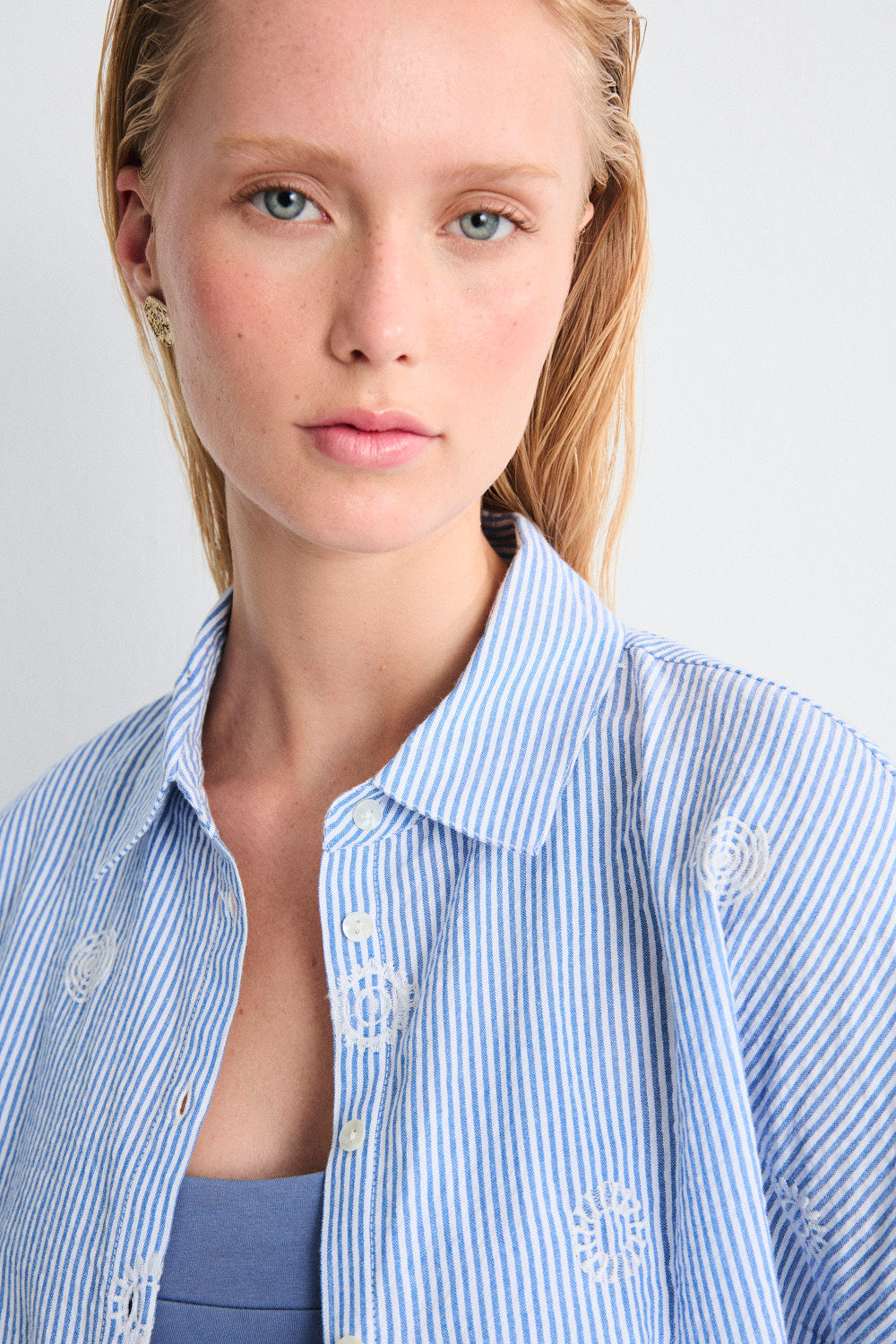 Embroidered Stripe Short Sleeve Shirt