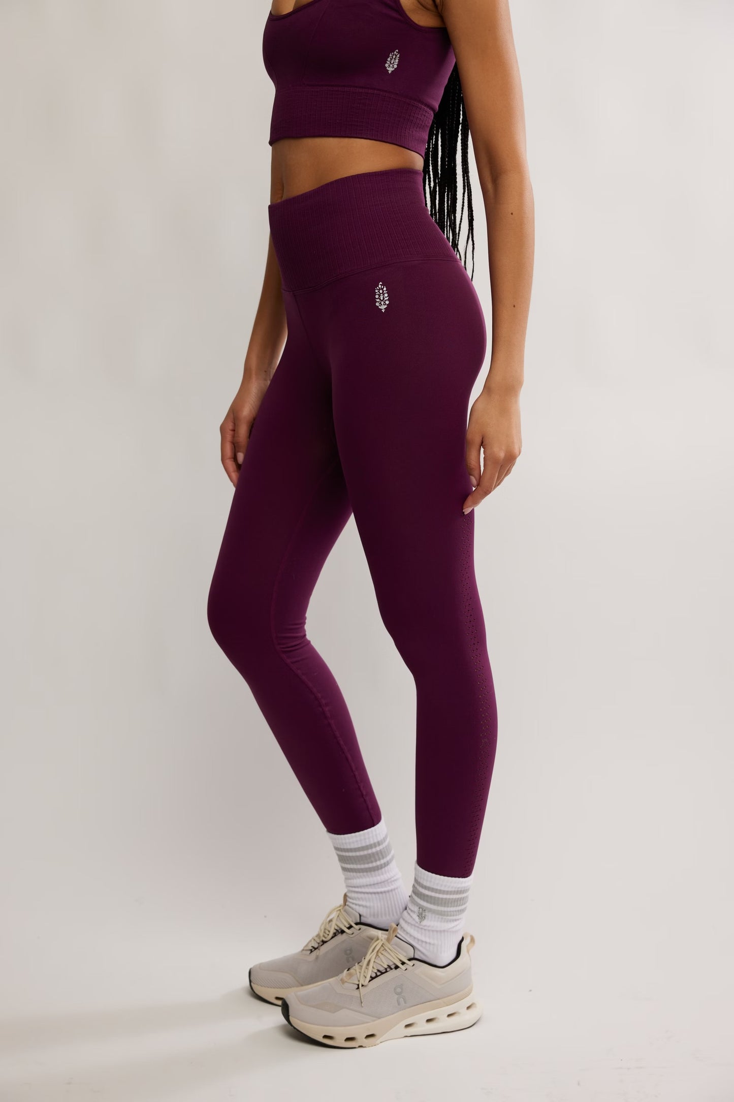 Good Karma Leggings - Black Cherry
