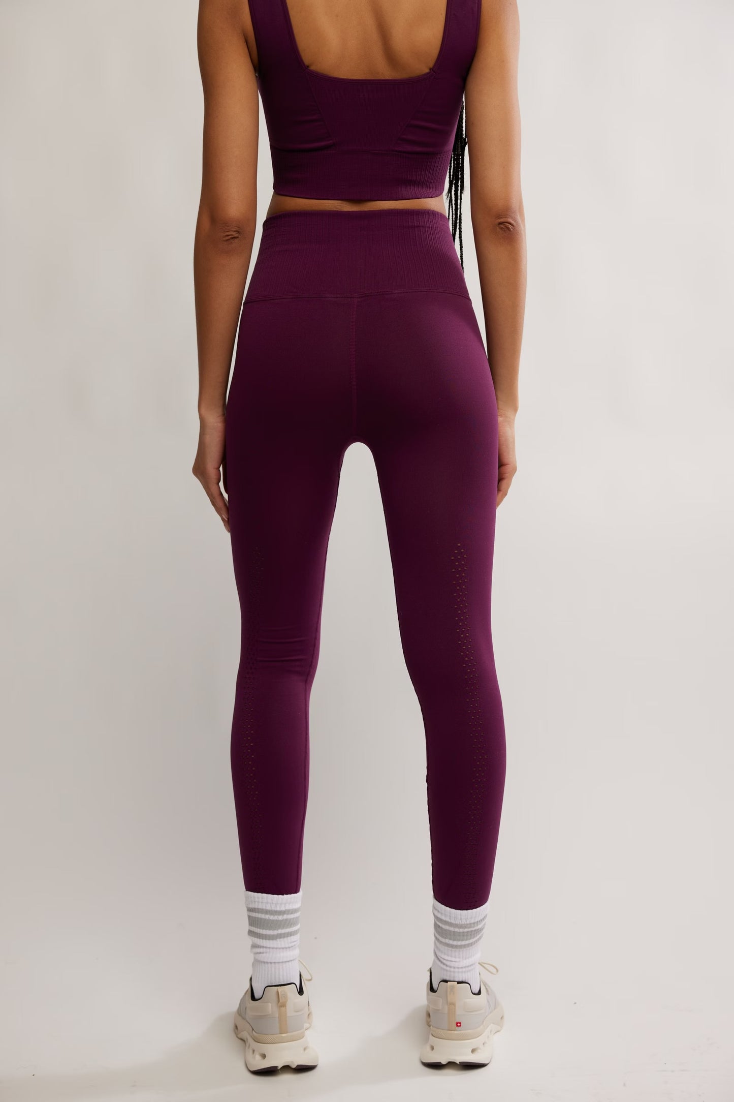Good Karma Leggings - Black Cherry