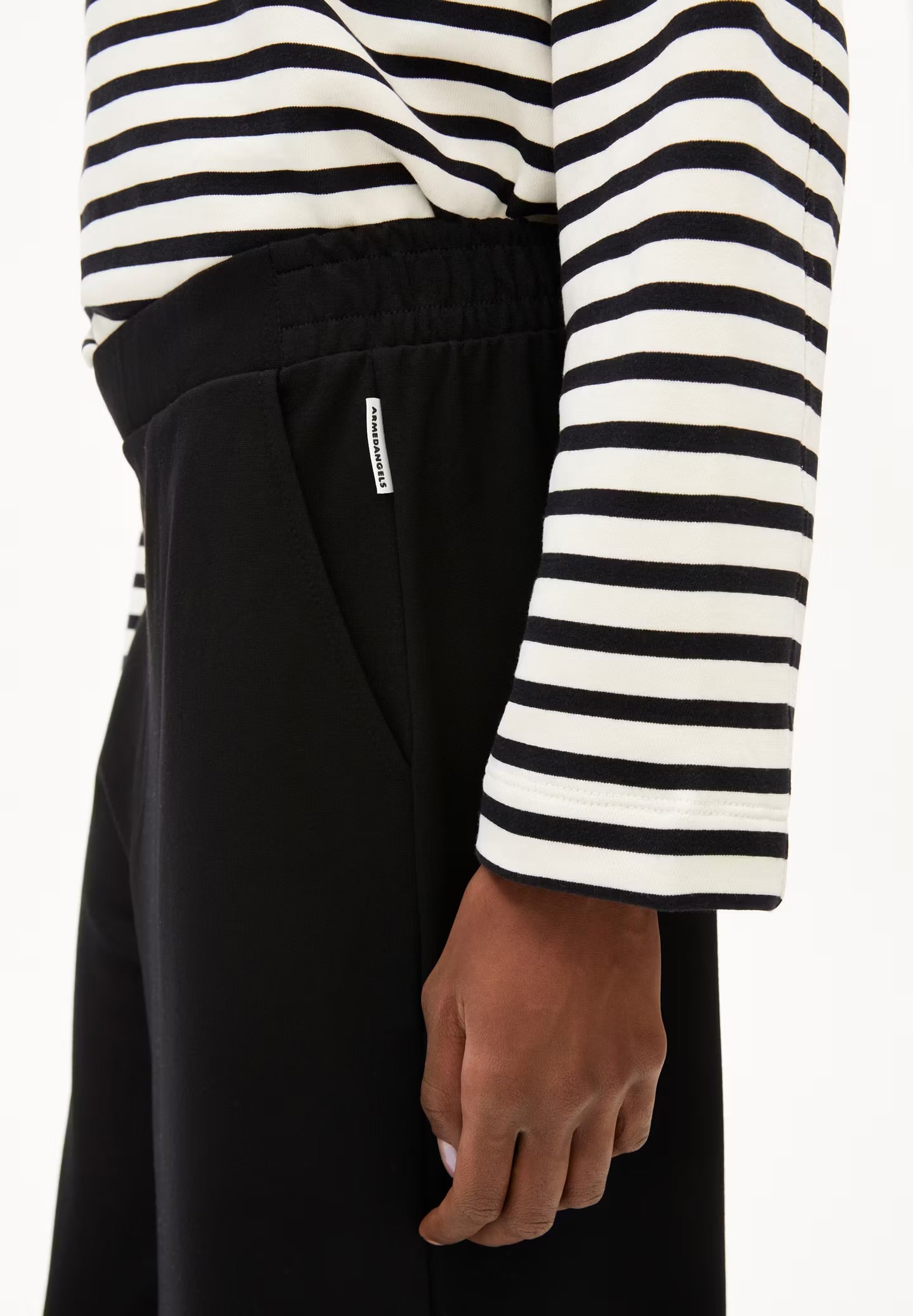 Himaari Pant - Black
