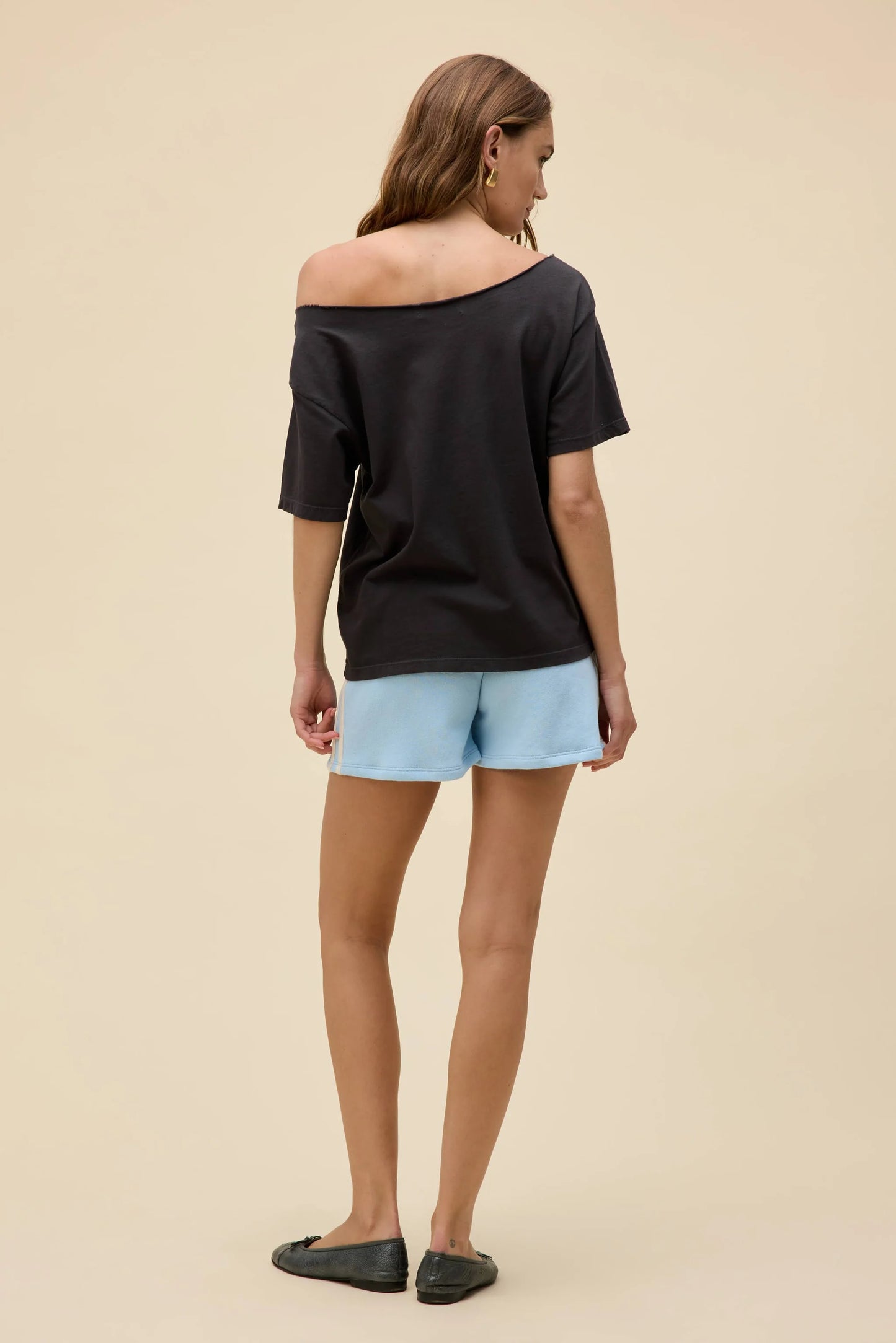 Off The Shoulder Tee - Reactive Black