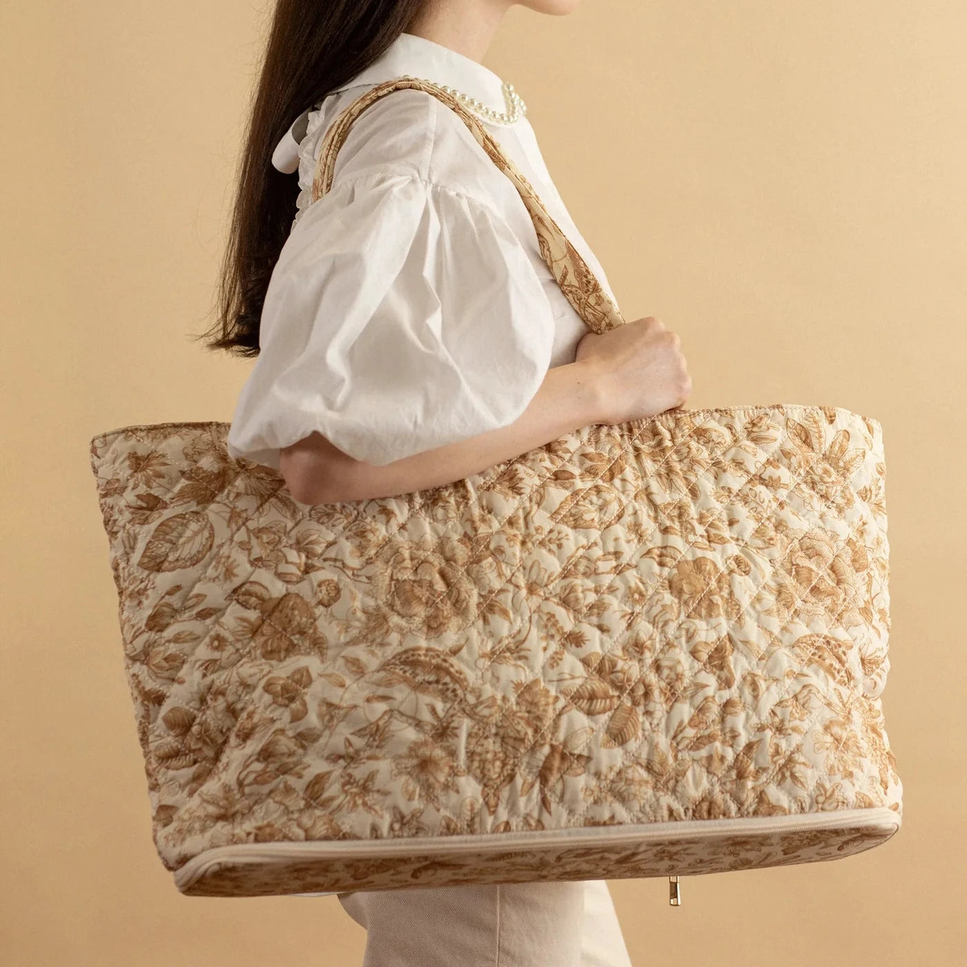 Quilted Expandable Tote - Toile