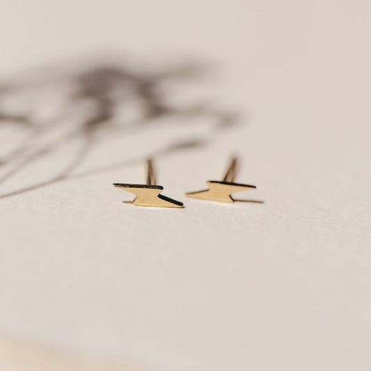 Everyday Little Lightning Bolt Earring - Yellow Gold