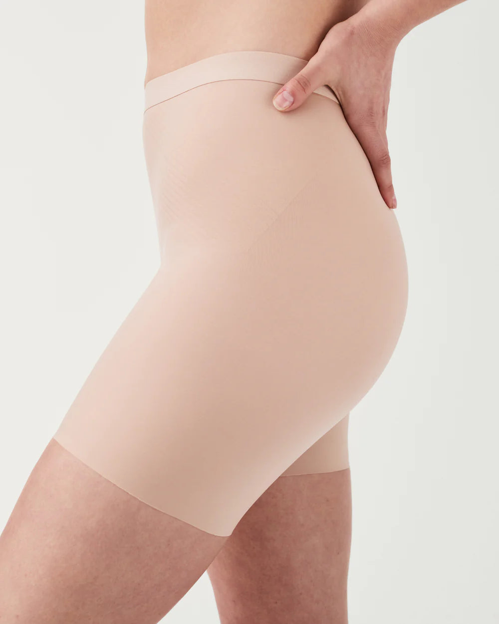 SPANXshape™ Invisible Girlshort - Champagne Beige