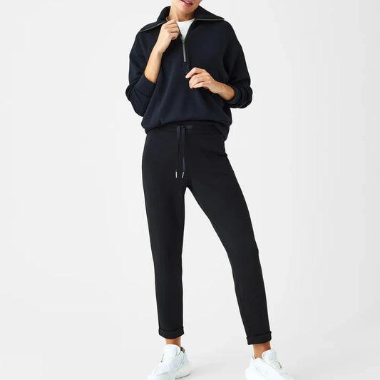 AirEssentials Tapered Pant - Very Black