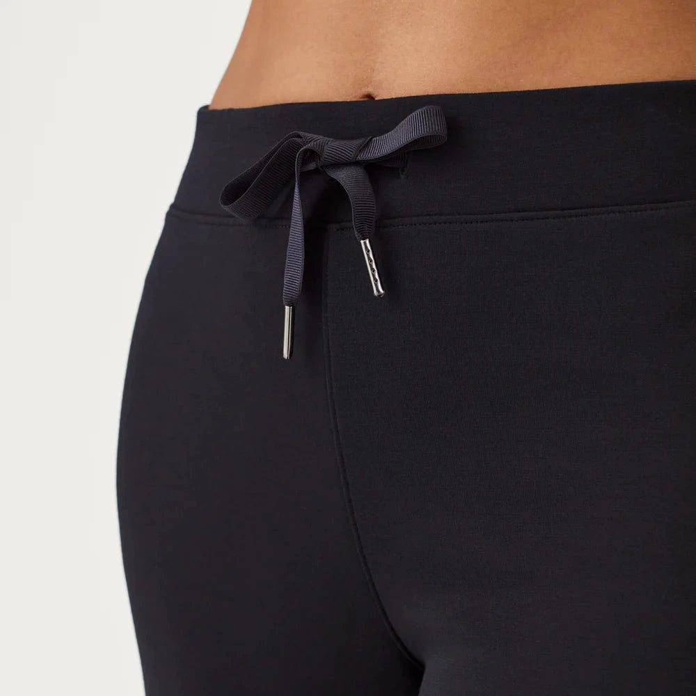 AirEssentials Wide Leg Pant - Black
