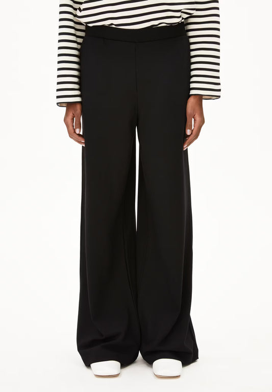 Himaari Pant - Black