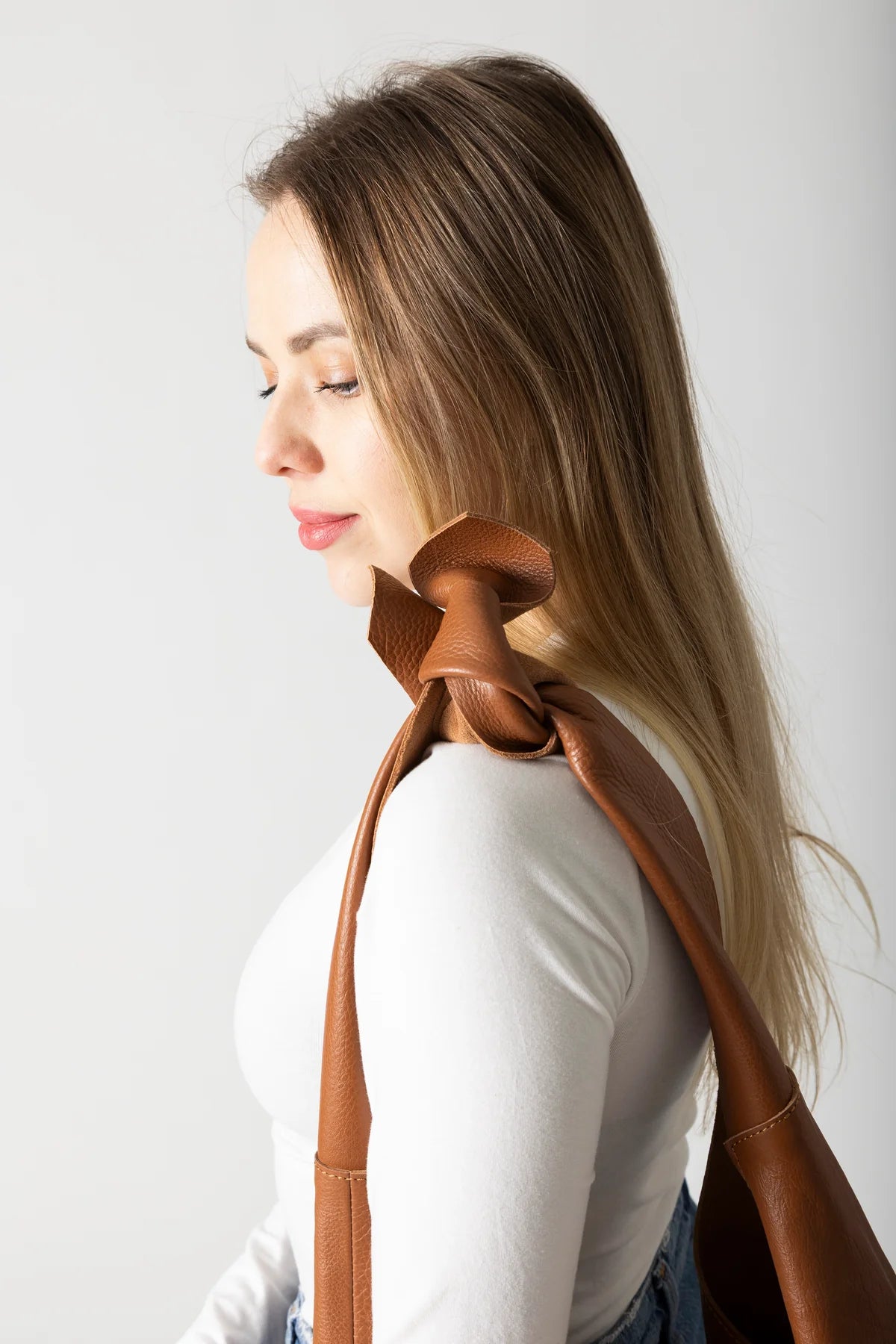 Knot Leather Shoulder Bag  - Tan