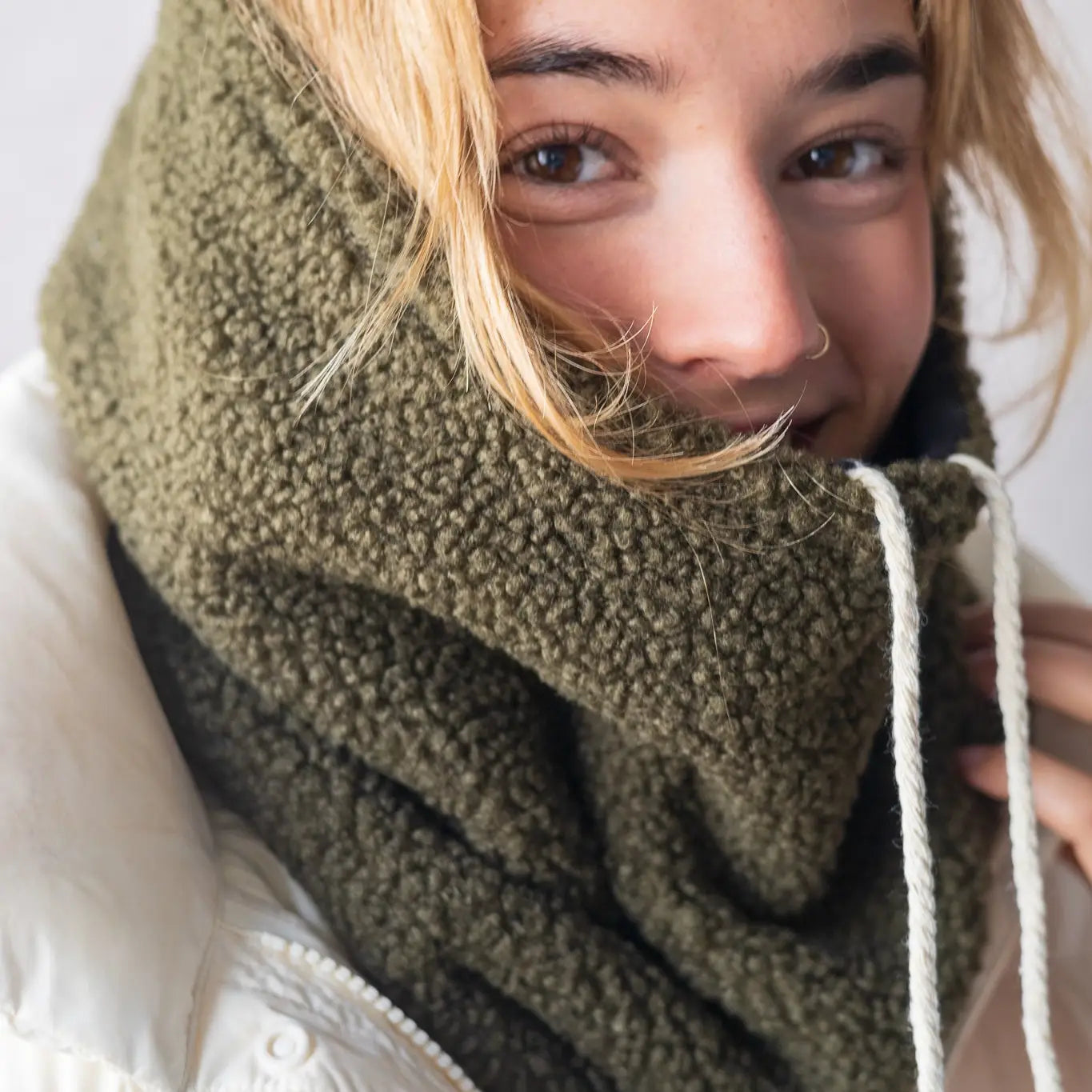 Velvet Reversible Hood Collar