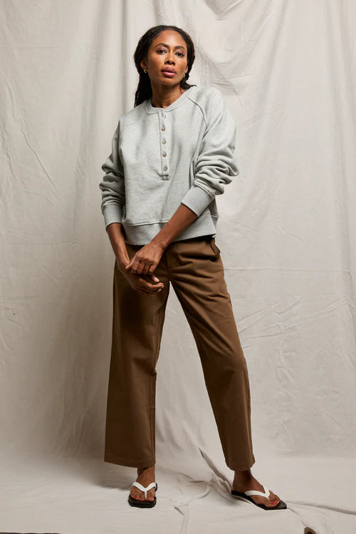 Bowen Button Sweatshirt - Heather Grey