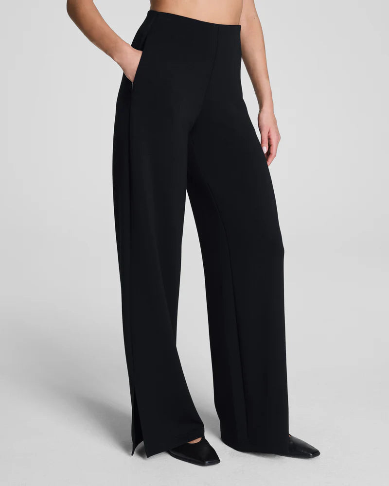 AirEssentials Zero Waistband Wide Leg Pant - Very Black