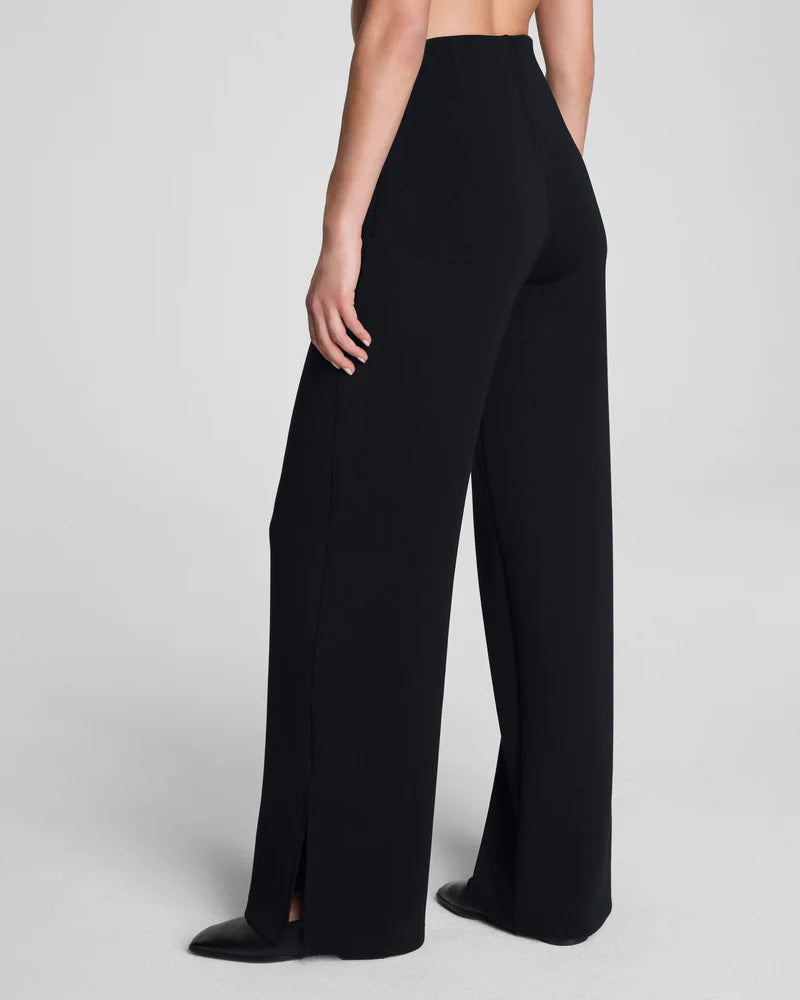 AirEssentials Zero Waistband Wide Leg Pant - Very Black