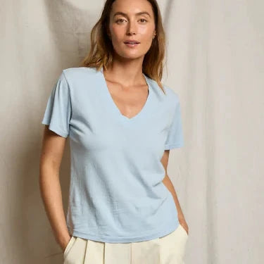 Hendrix V Neck Tee - Powder Blue