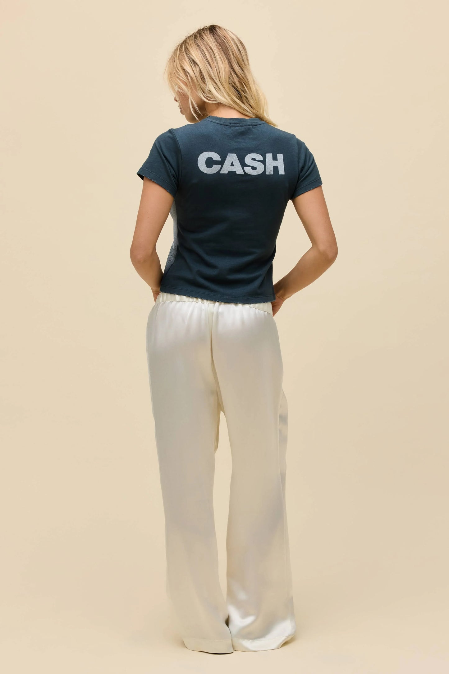 Johnny Cash Silhouette Tee - Vintage Black