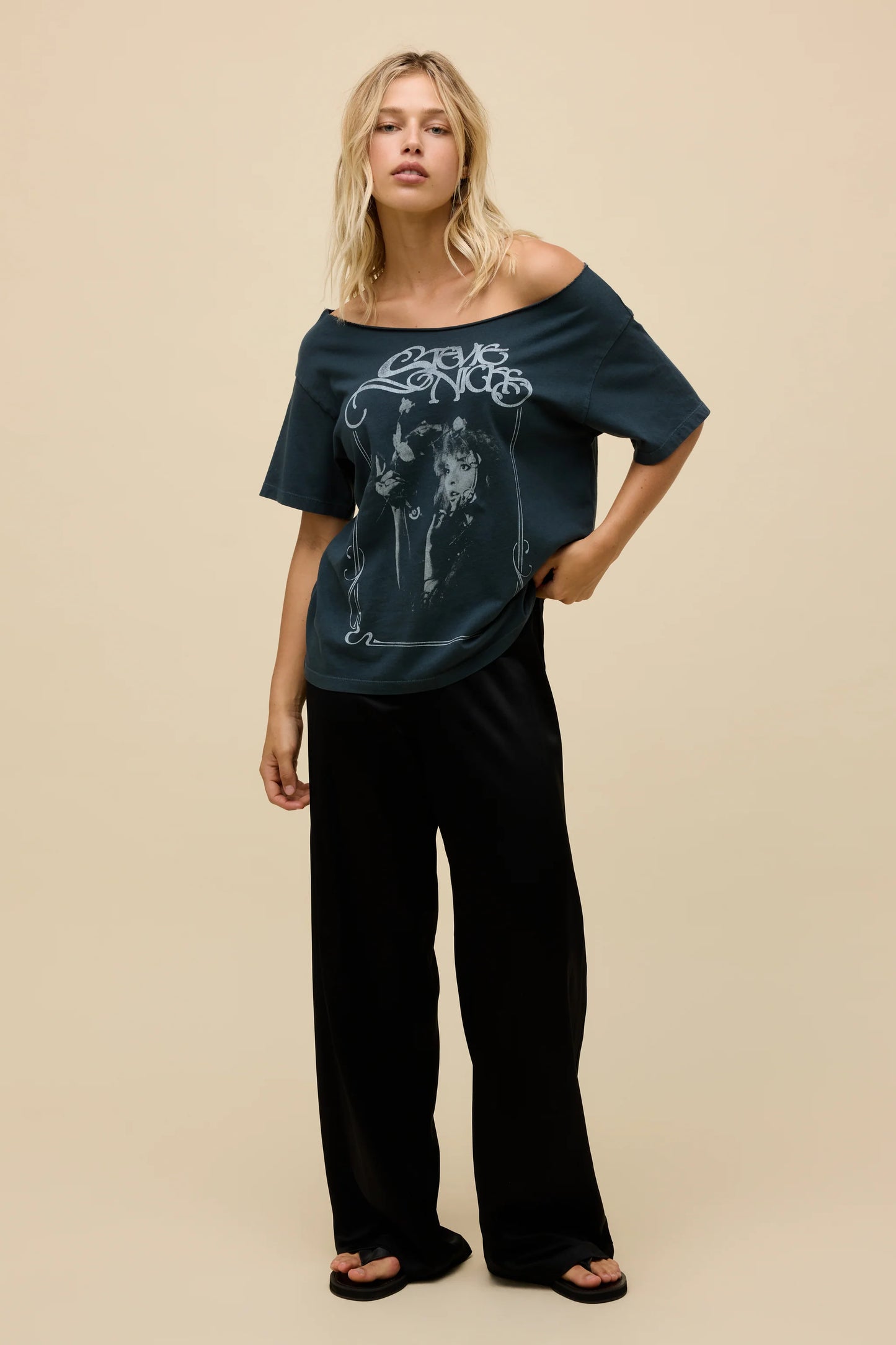 Stevie Nicks Off The Shoulder - Vintage Black