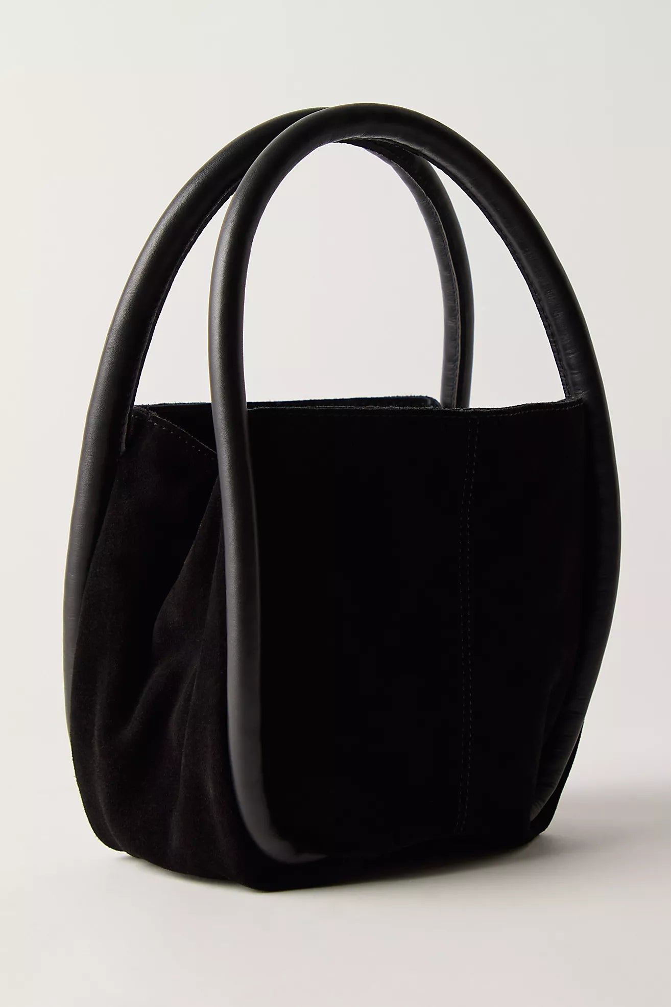 Barlow Bucket Bag - Black