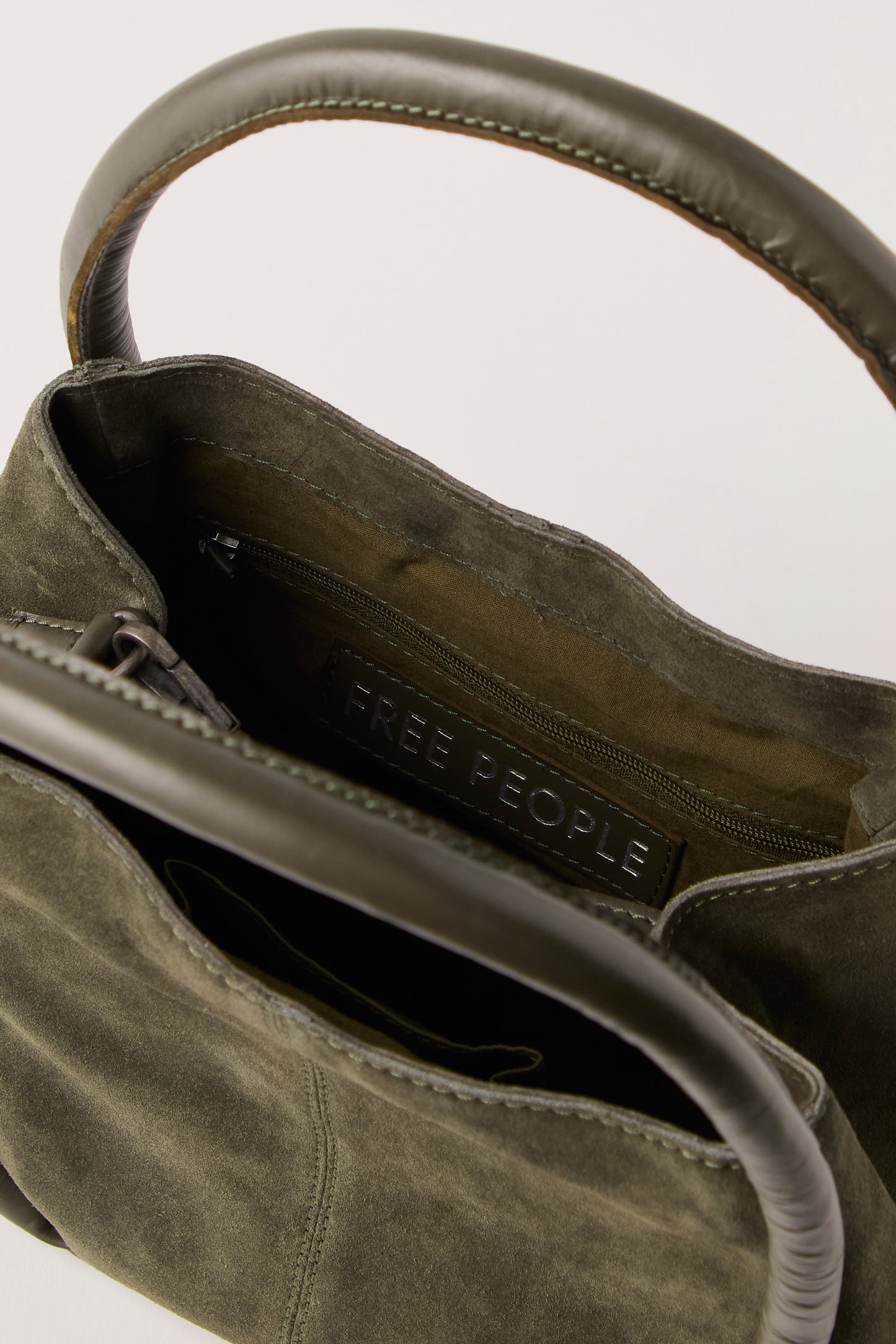 Barlow Bucket Bag - Dark Olive