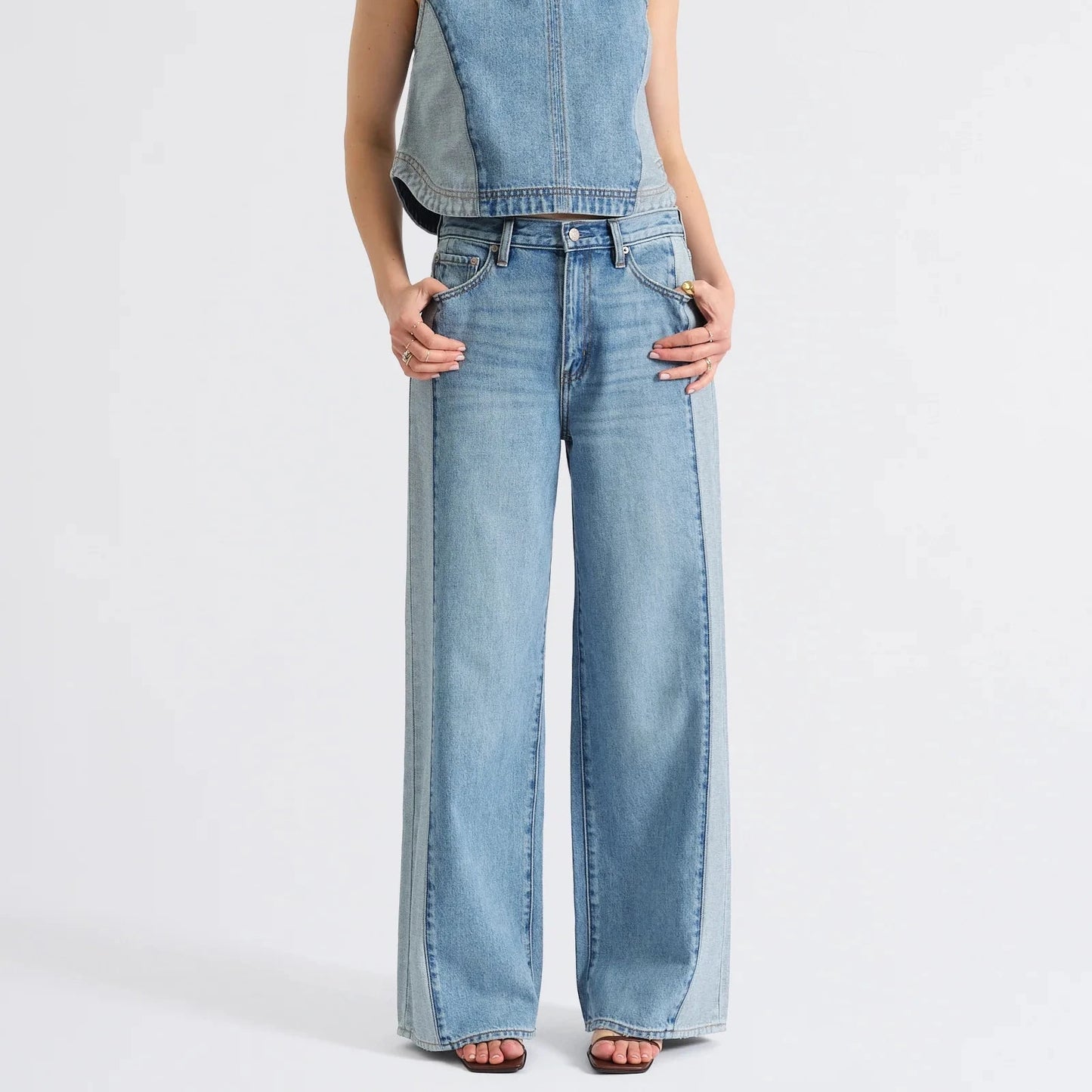 The Wanderer Palazzo - Coasting