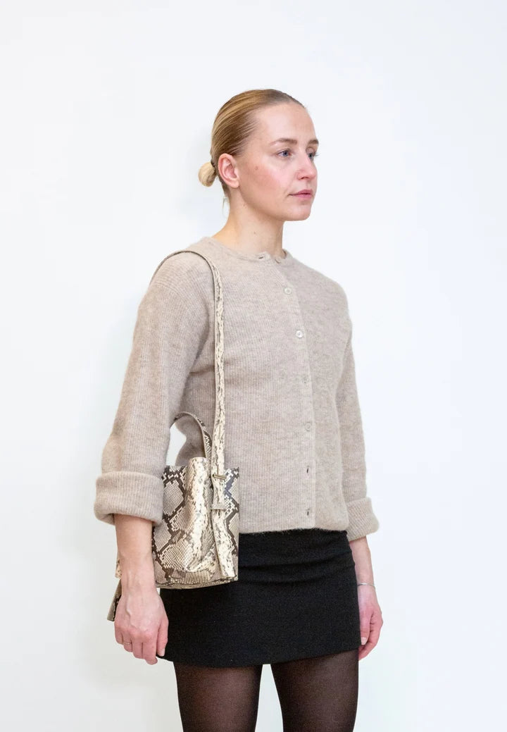 Molly Scaly - Ivory