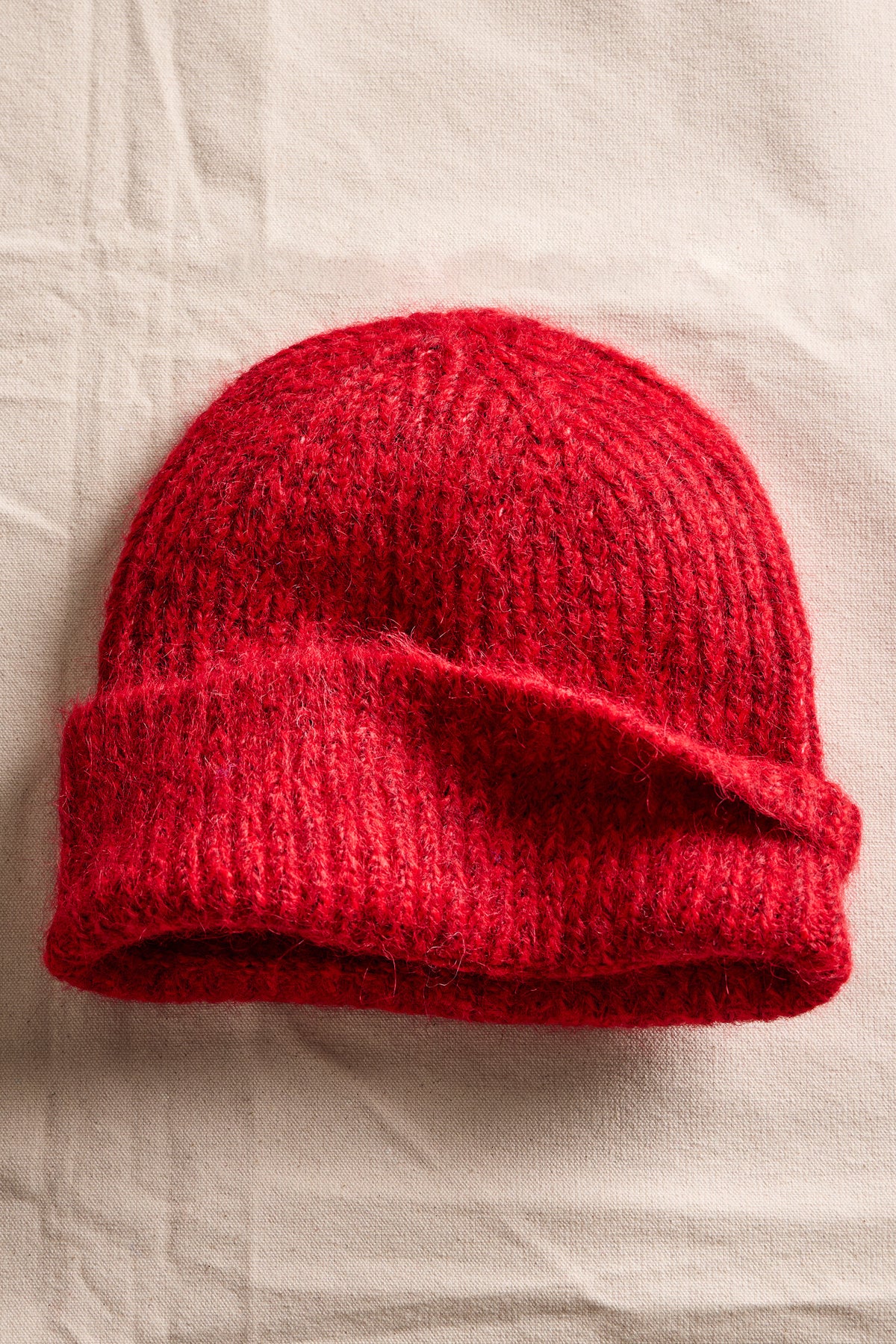 Frostline Beanie - Red