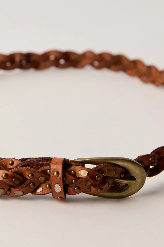 Sol Slim Stud Belt - Cognac