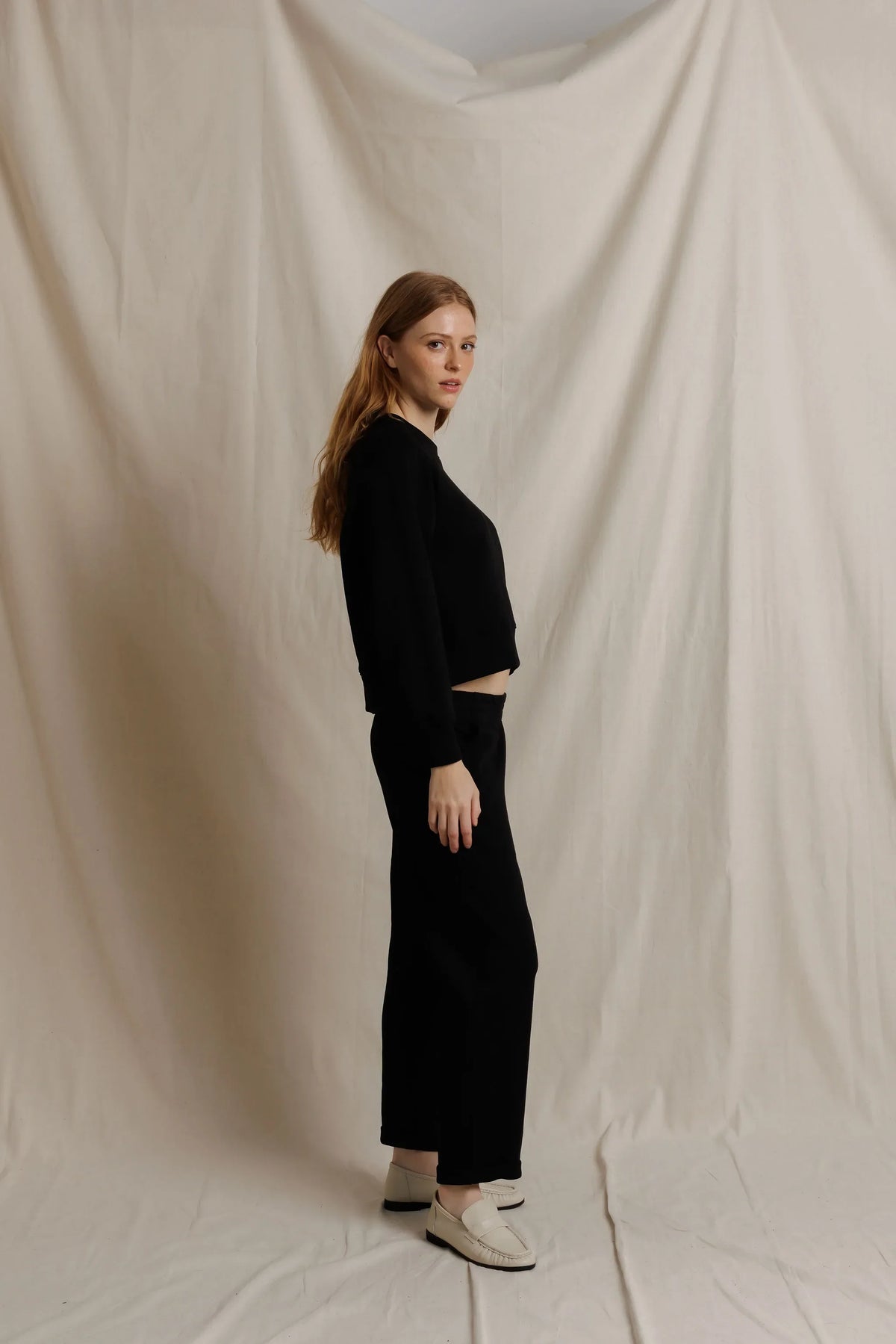 Sutton - True Black
