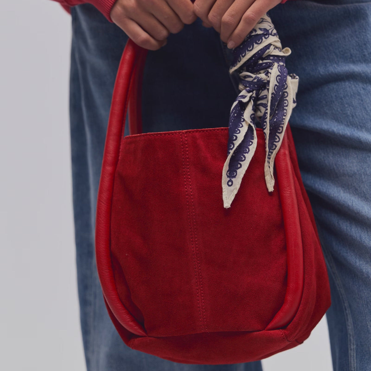 Barlow Bucket Bag - Goji