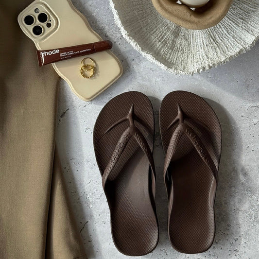Classic Flip Flops - Brown