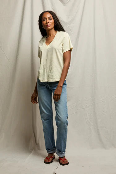 Hendrix V Neck Tee - Custard
