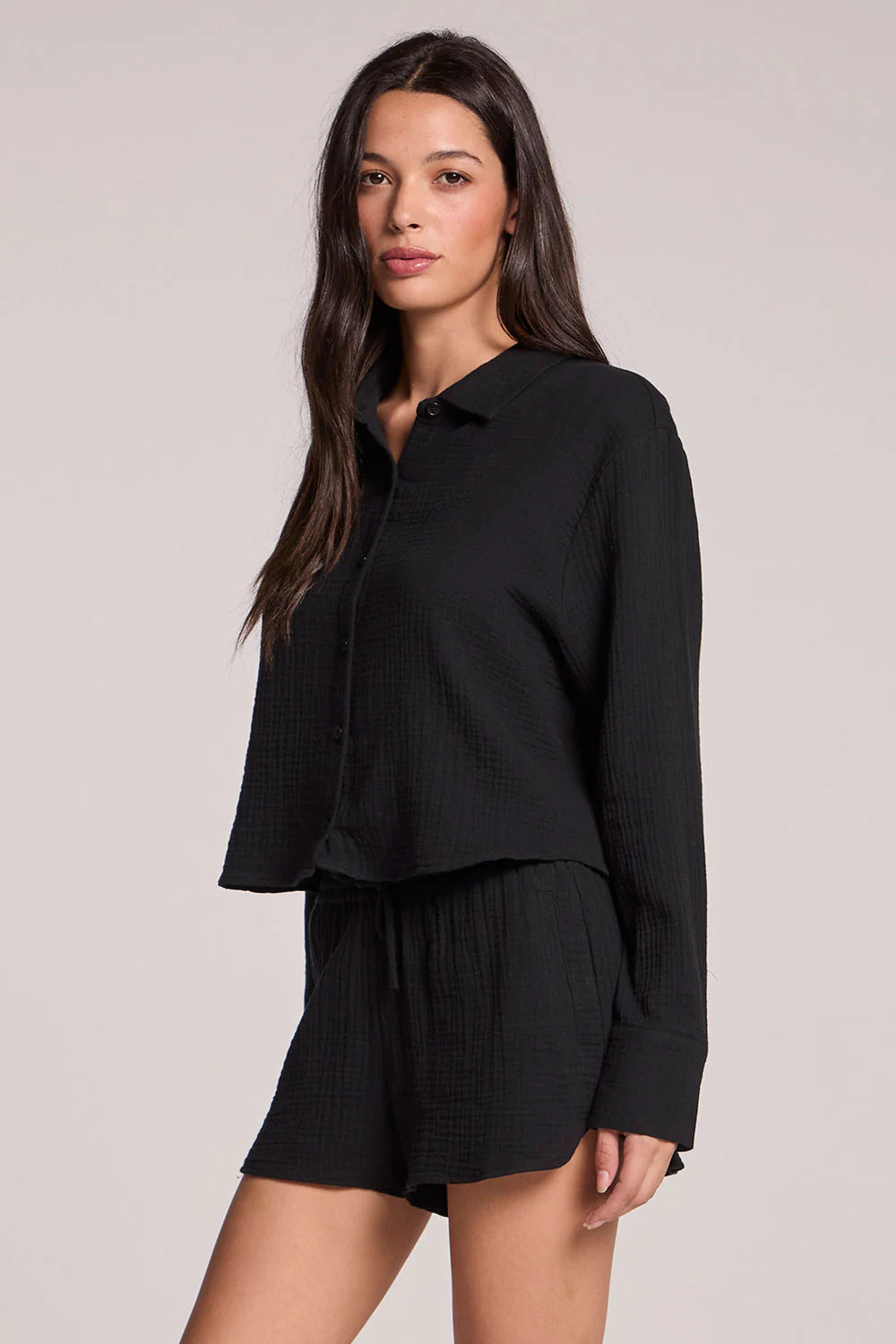Paso Crop Button Up - Black
