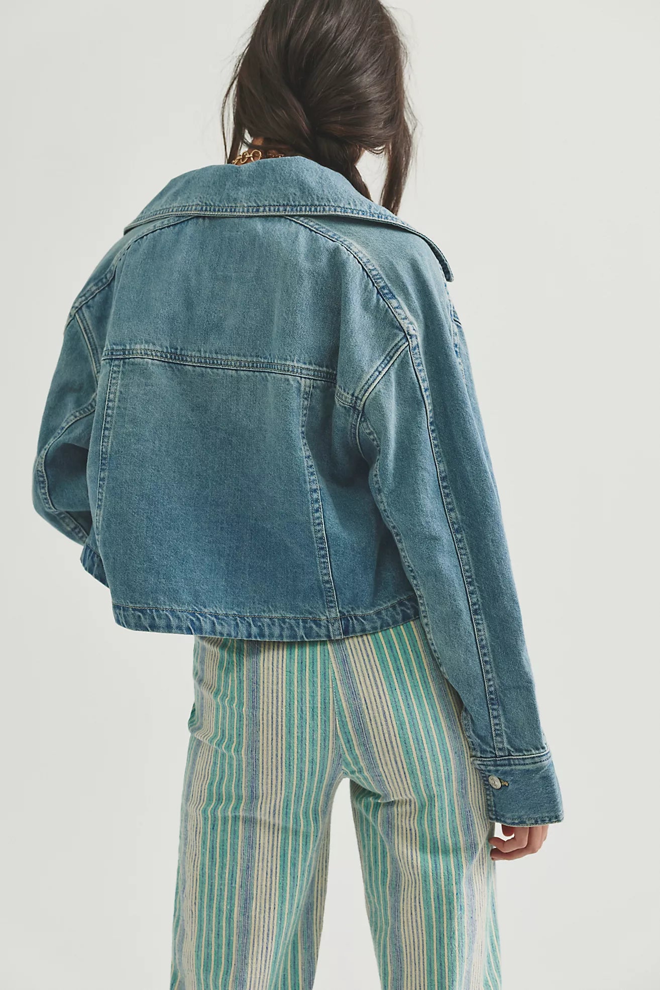 Side To Side Cropped Jacket - River Wash