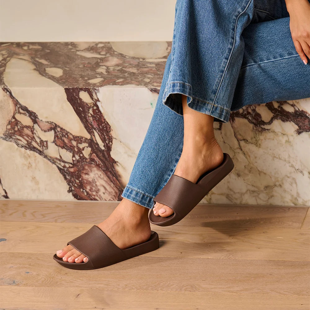 Classic Slides - Brown