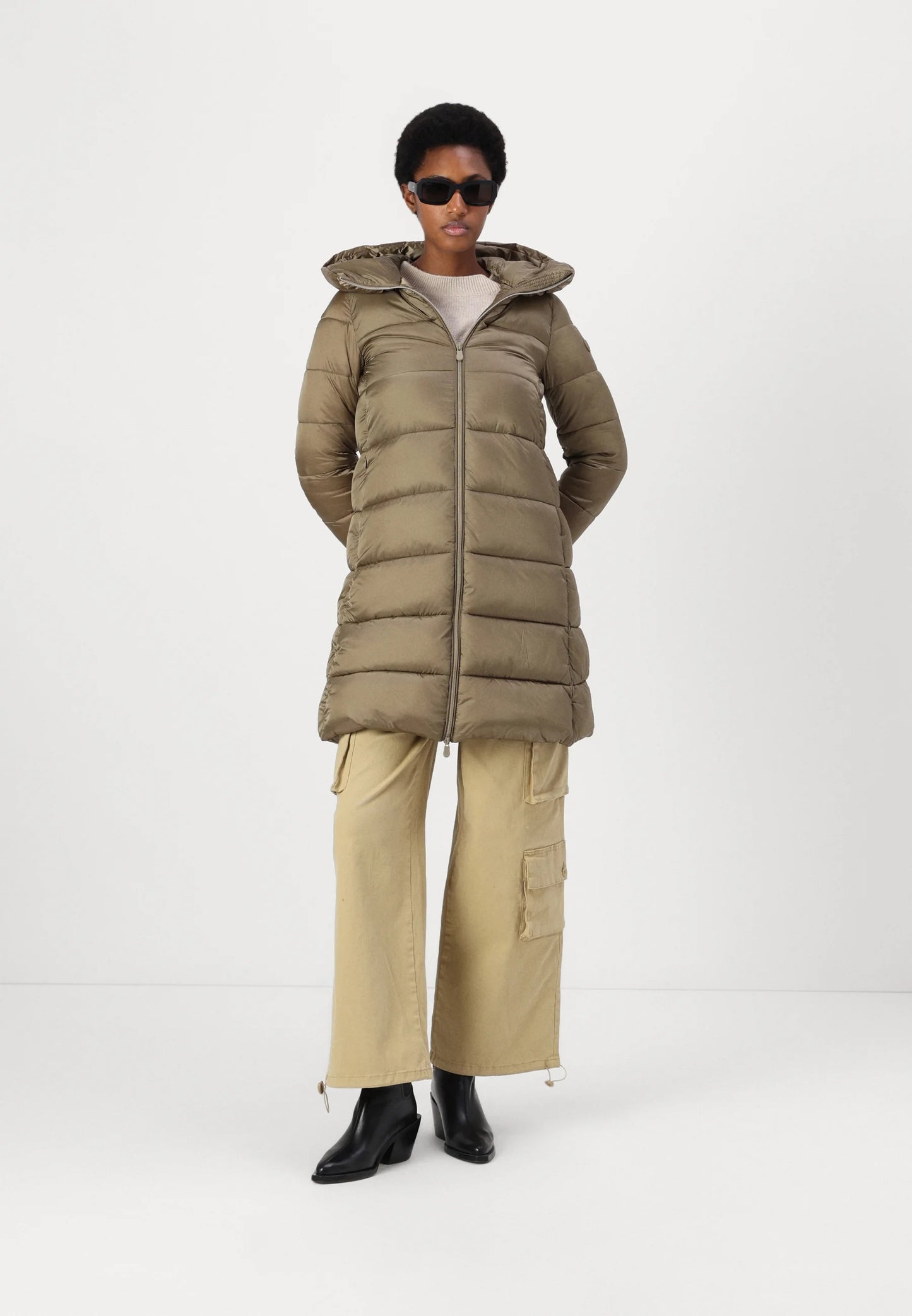 Lysa Puffer - Husk Green