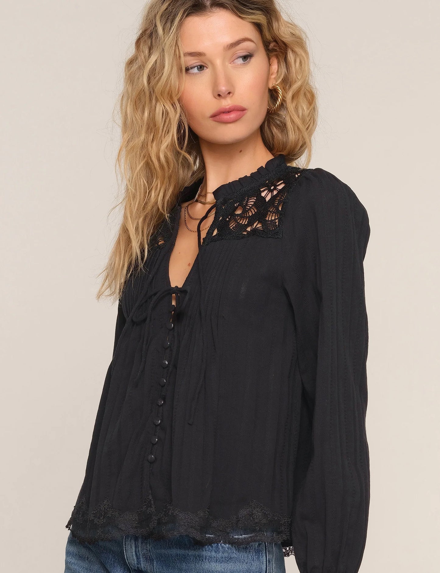 Peri Top - Black