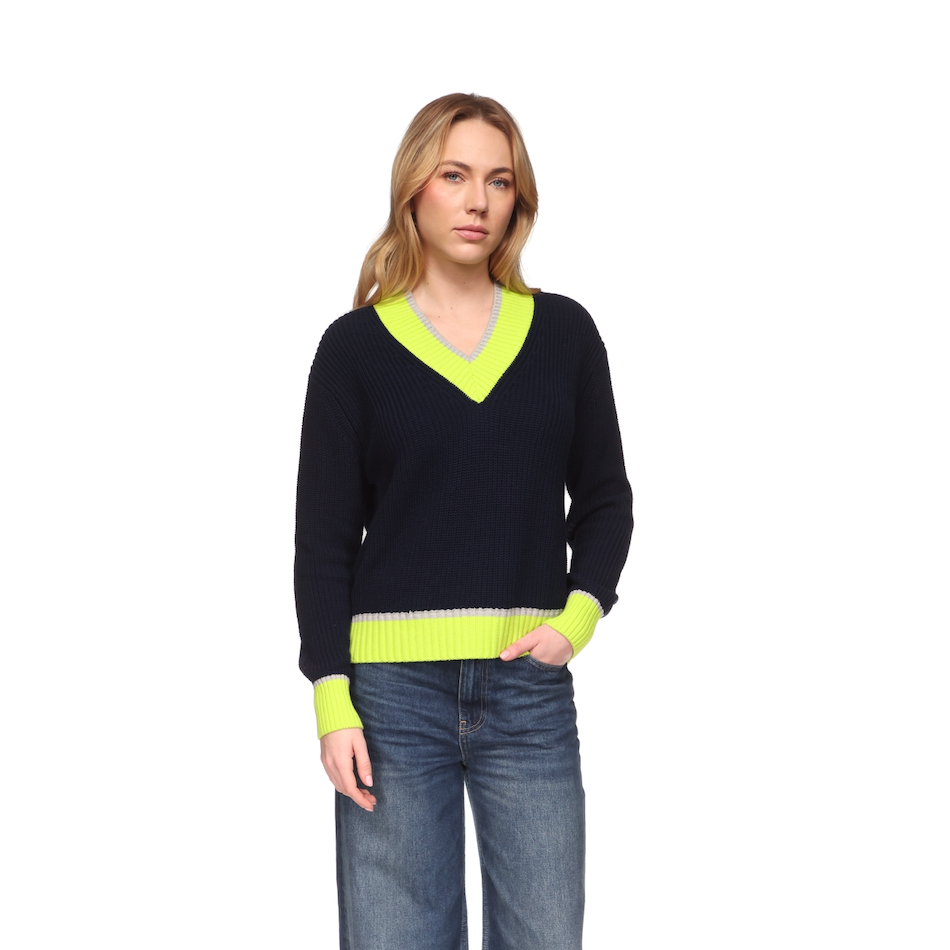 Chunky High V Sweater - Navy